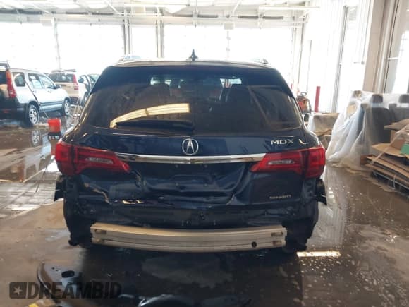 ✅ 2018 Acura MDX Advance • VIN: 5J8YD4H93JL015952 • Lot: 41240859. Listed on IAAI with 130,422 mi. Free auction sales archive from the USA and detailed vehicle history report at DreamBid. Image 17.
