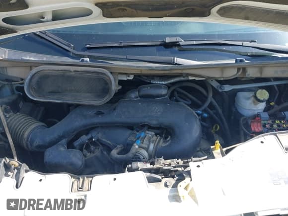 ✅ 2015 Ford Transit Cargo • VIN: 1FTNE1CM8FKB16085 • Lot: 42438768. Wystawiony na IAAI z przebiegiem Nie podano. Bezpłatny archiwum sprzedaży aukcyjnych z USA i szczegółowy raport historii pojazdu na DreamBid. Zdjęcie 10.