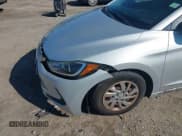 ✅ 2018 Hyundai Elantra SE • VIN: KMHD74LF9JU577362 • Лот: 43027160. Опубликован ранее на IAAI с пробегом 54 365 миль. Бесплатный доступ к архиву аукционных продаж из США и подробный отчёт об истории автомобиля на DreamBid. Изображение 6.