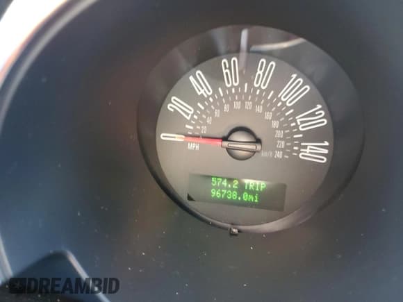 ✅ 2006 Ford Mustang GT Deluxe • VIN: 1ZVHT82H065248026 • Lot: 85558645. Wystawiony na Copart z przebiegiem 96 738 mil. Bezpłatny archiwum sprzedaży aukcyjnych z USA i szczegółowy raport historii pojazdu na DreamBid. Zdjęcie 9.