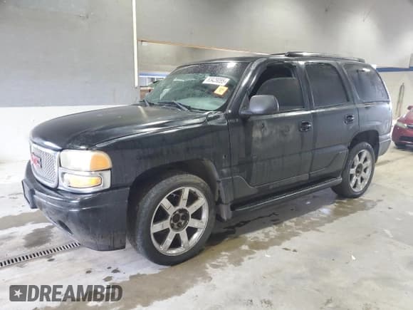 ✅ 2001 GMC Yukon Denali • VIN: 1GKEK63U41J220047 • Lot: 63429095. Wystawiony na Copart z przebiegiem Nie podano. Bezpłatny archiwum sprzedaży aukcyjnych z USA i szczegółowy raport historii pojazdu na DreamBid. Zdjęcie 1.