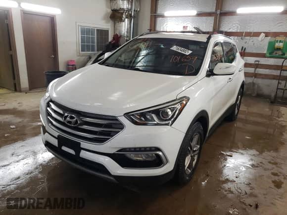 ✅ 2018 Hyundai Santa Fe 2.4L • VIN: 5NMZU3LB7JH101659 • Lot: 71634882. Wystawiony na Copart z przebiegiem 90 025 mil mil. Skorzystaj z bezpłatnego archiwum sprzedaży aukcyjnych z USA i zobacz szczegółowy raport historii pojazdu na DreamBid. Zdjęcie 1.