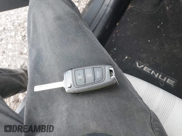 ✅ 2023 Hyundai Venue Limited • VIN: KMHRC8A39PU275614 • Лот: 43444530. Опубликован ранее на IAAI с пробегом 20 061 миль. Бесплатный доступ к архиву аукционных продаж из США и подробный отчёт об истории автомобиля на DreamBid. Изображение 11.