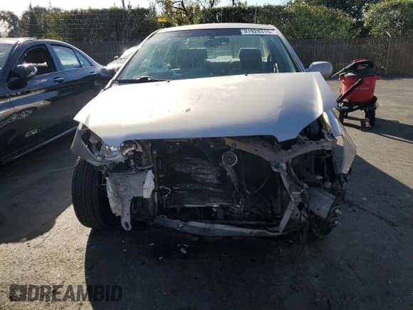 ✅ 2003 Toyota Corolla S • VIN: 1NXBR32E03Z057946 • Lot: 91928315. Wystawiony na Copart z przebiegiem 159 267 mil. Bezpłatny archiwum sprzedaży aukcyjnych z USA i szczegółowy raport historii pojazdu na DreamBid. Zdjęcie 5.