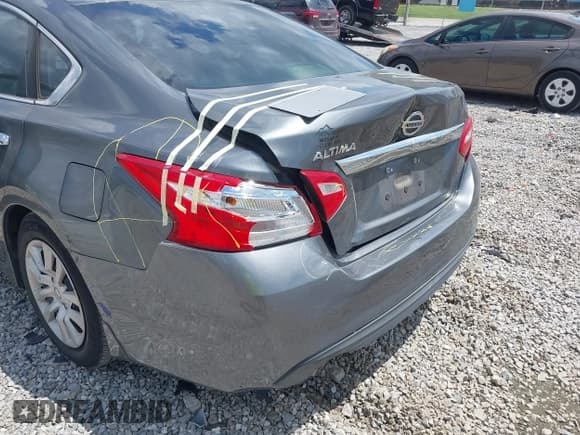 ✅ 2017 Nissan Altima SR • VIN: 1N4AL3AP9HC249924 • Lot: 42822247. Wystawiony na IAAI z przebiegiem 86 428 mil. Bezpłatny archiwum sprzedaży aukcyjnych z USA i szczegółowy raport historii pojazdu na DreamBid. Zdjęcie 17.