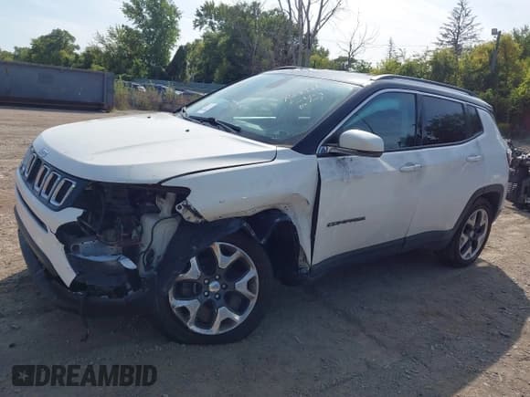 ✅ 2019 Jeep Compass Limited • VIN: 3C4NJDCB3KT679341 • Лот: 43191948. Опубликован ранее на IAAI с пробегом 122 420 миль. Бесплатный доступ к архиву аукционных продаж из США и подробный отчёт об истории автомобиля на DreamBid. Изображение 16.