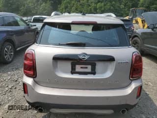 ✅ 2024 MINI Countryman Cooper S • VIN: WMZ83BR04R3S04143 • Lot: 67934604. Listed on Copart with 13,231 mi. Free auction sales archive from the USA and detailed vehicle history report at DreamBid. Image 6.