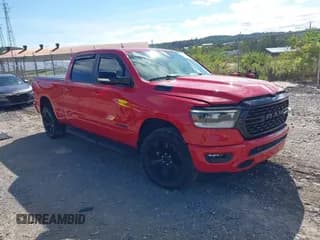 ✅ 2022 Ram 1500 Big Horn • VIN: 1C6SRFMT8NN319170 • Lot: 43020496. Wystawiony na IAAI z przebiegiem 25 288 mil. Bezpłatny archiwum sprzedaży aukcyjnych z USA i szczegółowy raport historii pojazdu na DreamBid. Zdjęcie 1.