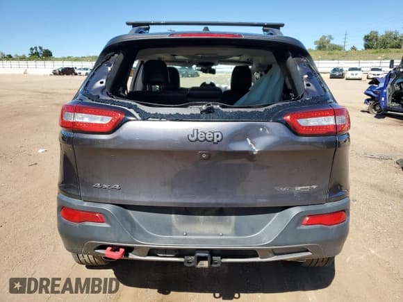 ✅ 2017 Jeep Cherokee Trailhawk • VIN: 1C4PJMBS8HW506816 • Лот: 83831065. Опубликован ранее на Copart с пробегом Не указан. Бесплатный доступ к архиву аукционных продаж из США и подробный отчёт об истории автомобиля на DreamBid. Изображение 6.