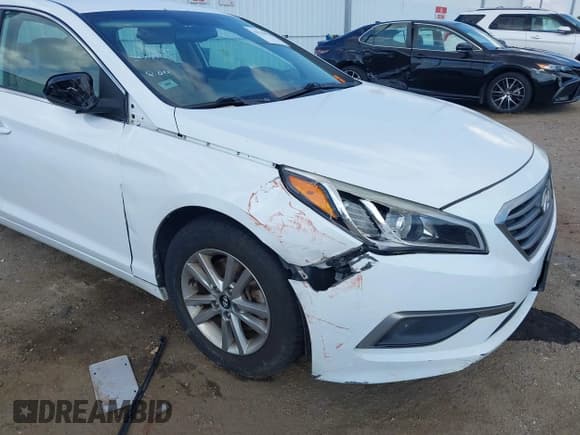 ✅ 2016 Hyundai Sonata SE • VIN: 5NPE24AF0GH313962 • Лот: 43336526. Опубликован ранее на IAAI с пробегом 93 471 миль. Бесплатный доступ к архиву аукционных продаж из США и подробный отчёт об истории автомобиля на DreamBid. Изображение 6.