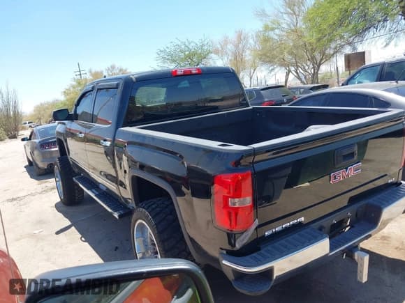 ✅ 2015 GMC Sierra 1500 • VIN: 3GTP1VEJ4FG532043 • Lot: 42525636. Wystawiony na IAAI z przebiegiem 69 468 mil. Bezpłatny archiwum sprzedaży aukcyjnych z USA i szczegółowy raport historii pojazdu na DreamBid. Zdjęcie 3.