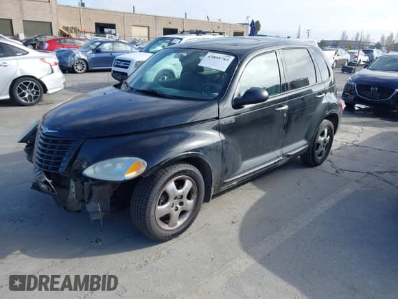 ✅ 2002 Chrysler PT Cruiser Limited • VIN: 3C8FY68B32T281923 • Lot: 43808783. Wystawiony na IAAI z przebiegiem 67 736 mil. Bezpłatny archiwum sprzedaży aukcyjnych z USA i szczegółowy raport historii pojazdu na DreamBid. Zdjęcie 17.
