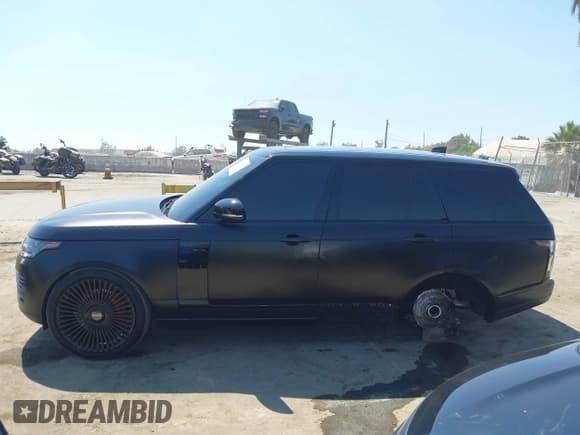 ✅ 2019 Land Rover Range Rover HSE • VIN: SALGS2SV9KA525951 • Лот: 42731699. Опубликован ранее на IAAI с пробегом 72 387 миль. Бесплатный доступ к архиву аукционных продаж из США и подробный отчёт об истории автомобиля на DreamBid. Изображение 15.