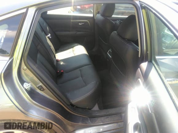 ✅ 2017 Nissan Altima S • VIN: 1N4AL3AP7HC280363 • Lot: 42805618. Wystawiony na IAAI z przebiegiem 66 293 mil. Bezpłatny archiwum sprzedaży aukcyjnych z USA i szczegółowy raport historii pojazdu na DreamBid. Zdjęcie 8.