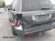 ✅ 2007 Honda Pilot EX-L • VIN: 2HKYF18667H536917 • Лот: 43564565. Опубликован ранее на IAAI с пробегом 208 132 миль. Бесплатный доступ к архиву аукционных продаж из США и подробный отчёт об истории автомобиля на DreamBid. Изображение 6.