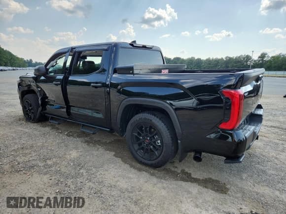 ✅ 2025 Toyota Tundra SR • VIN: 5TFLA5ABXSX045948 • Lot: 72038475. Listed on Copart with 2,929 mi. Free auction sales archive from the USA and detailed vehicle history report at DreamBid. Image 2.
