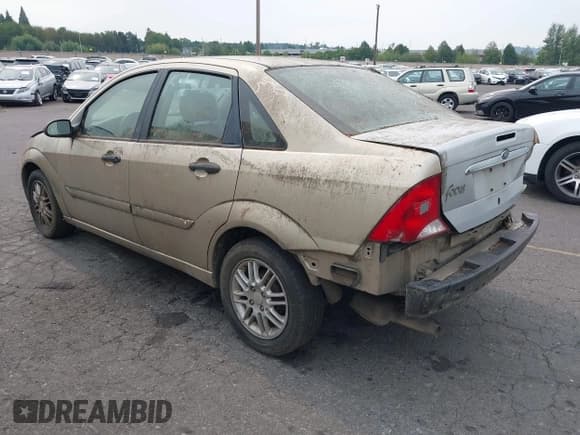 ✅ 2000 Ford Focus ZTS • VIN: 1FAFP3834YW255769 • Lot: 43134200. Wystawiony na IAAI z przebiegiem Nie podano. Bezpłatny archiwum sprzedaży aukcyjnych z USA i szczegółowy raport historii pojazdu na DreamBid. Zdjęcie 3.