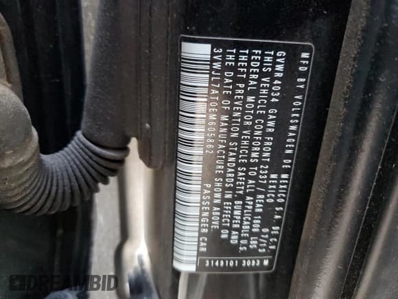 ✅ 2014 Volkswagen Beetle 2.0L TDI • VIN: 3VWJL7AT0EM605862 • Лот: 75652464. Опубликован ранее на Copart с пробегом 72 465 миль. Бесплатный доступ к архиву аукционных продаж из США и подробный отчёт об истории автомобиля на DreamBid. Изображение 14.