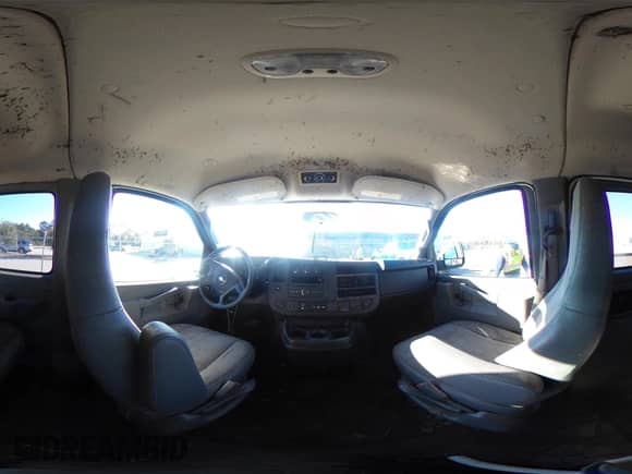 2016 Chevrolet Express Passenger LT with VIN 1GAZGPFGXG1234076, listed as a IAAI auction lot 40976731 with Not provided miles and . Bid and sale history available at DreamBid. Image 18.