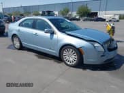 ✅ 2010 Mercury Milan Hybrid • VIN: 3MEDM0L35AR641477 • Lot: 42443628. Listed on IAAI with 102,890 mi. Free auction sales archive from the USA and detailed vehicle history report at DreamBid. Image 1.