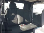 ✅ 2018 Jeep Wrangler Sport • VIN: 1C4GJXANXJW302523 • Лот: 42527455. Опубликован ранее на IAAI с пробегом 101 320 миль. Бесплатный доступ к архиву аукционных продаж из США и подробный отчёт об истории автомобиля на DreamBid. Изображение 8.