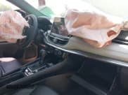 ✅ 2023 Jeep Compass (RED) Edition • VIN: 3C4NJDCN4PT505263 • Lot: 42472353. Wystawiony na IAAI z przebiegiem 7 090 mil. Bezpłatny archiwum sprzedaży aukcyjnych z USA i szczegółowy raport historii pojazdu na DreamBid. Zdjęcie 5.