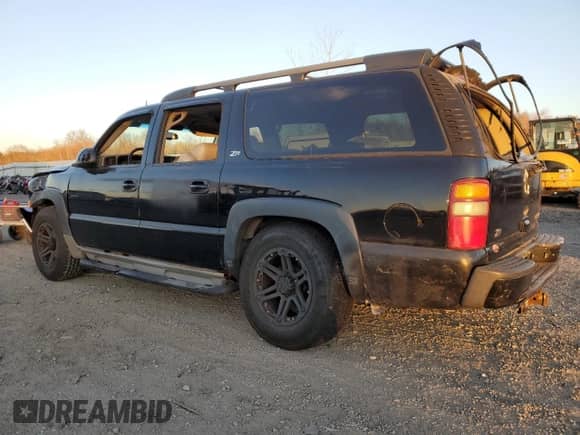 2003 Chevrolet Suburban LT with VIN 3GNFK16T33G311490, listed as a Copart auction lot 81473674 with Not provided miles and Clean title. Bid and sale history available at DreamBid. Image 2.