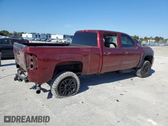 ✅ 2014 Chevrolet Silverado 2500HD LTZ • VIN: 1GC1KYC88EF113987 • Лот: 91993475. Опубликован ранее на Copart с пробегом 255 192 миль. Бесплатный доступ к архиву аукционных продаж из США и подробный отчёт об истории автомобиля на DreamBid. Изображение 3.