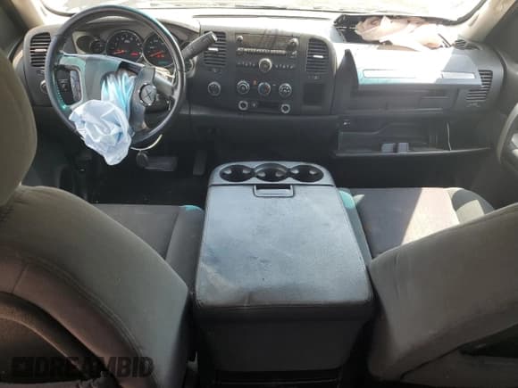 ✅ 2009 Chevrolet Silverado 2500HD LT • VIN: 1GCHK59669E133251 • Лот: 62861315. Опубликован ранее на Copart с пробегом 159 446 миль. Бесплатный доступ к архиву аукционных продаж из США и подробный отчёт об истории автомобиля на DreamBid. Изображение 8.