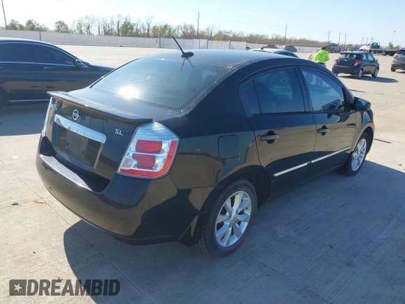 ✅ 2012 Nissan Sentra S • VIN: 3N1AB6AP5CL627848 • Lot: 43927685. Wystawiony na IAAI z przebiegiem 147 132 mil. Bezpłatny archiwum sprzedaży aukcyjnych z USA i szczegółowy raport historii pojazdu na DreamBid. Zdjęcie 4.