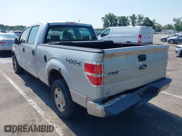 ✅ 2009 Ford F-150 XL • VIN: 1FTRW14839FB21899 • Lot: 42821998. Listed on IAAI with 182,665 mi. Free auction sales archive from the USA and detailed vehicle history report at DreamBid. Image 6.
