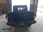 ✅ 2023 Jeep Gladiator Willys • VIN: 1C6HJTAG1PL500942 • Lot: 42149302. Listed on IAAI with 22,398 mi. Free auction sales archive from the USA and detailed vehicle history report at DreamBid. Image 16.