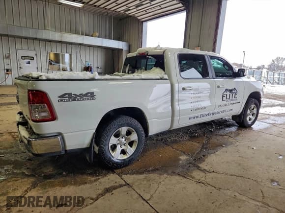 ✅ 2021 Ram 1500 Big Horn • VIN: 1C6SRFMT6MN546338 • Лот: 94742235. Опубликован ранее на Copart с пробегом 122 433 миль. Бесплатный доступ к архиву аукционных продаж из США и подробный отчёт об истории автомобиля на DreamBid. Изображение 3.