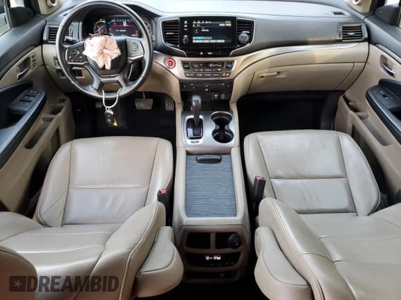 ✅ 2019 Honda Pilot EX-L • VIN: 5FNYF5H44KB009679 • Lot: 62210505. Wystawiony na Copart z przebiegiem 148 628 mil. Bezpłatny archiwum sprzedaży aukcyjnych z USA i szczegółowy raport historii pojazdu na DreamBid. Zdjęcie 8.