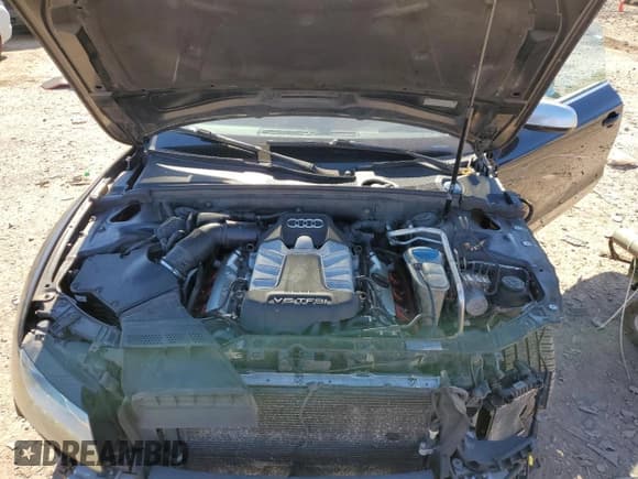 ✅ 2011 Audi S5 Premium Plus • VIN: WAUCGAFH3BN001156 • Lot: 75339654. Wystawiony na Copart z przebiegiem 160 557 mil. Bezpłatny archiwum sprzedaży aukcyjnych z USA i szczegółowy raport historii pojazdu na DreamBid. Zdjęcie 13.