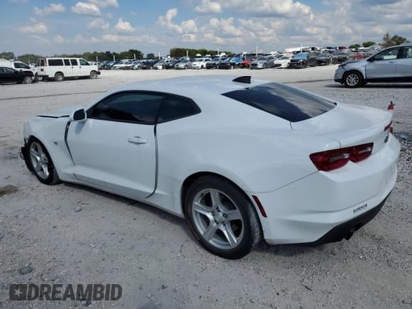 ✅ 2019 Chevrolet Camaro 1LT • VIN: 1G1FB1RS8K0157432 • Лот: 84821075. Опубликован ранее на Copart с пробегом 69 081 миль. Бесплатный доступ к архиву аукционных продаж из США и подробный отчёт об истории автомобиля на DreamBid. Изображение 2.