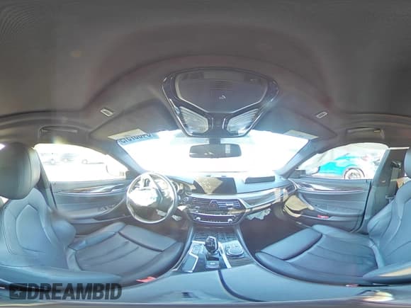 ✅ 2018 BMW 5 Series 530i • VIN: WBAJA5C52JG898452 • Lot: 84037515. Wystawiony na Copart z przebiegiem Nie podano. Bezpłatny archiwum sprzedaży aukcyjnych z USA i szczegółowy raport historii pojazdu na DreamBid. Zdjęcie 14.