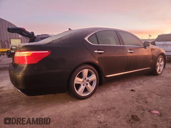 ✅ 2011 Lexus LS 460 • VIN: JTHBL5EF8B5104346 • Lot: 90349515. Listed on Copart with 173,093 mi. Free auction sales archive from the USA and detailed vehicle history report at DreamBid. Image 3.