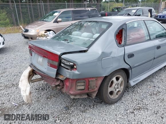 ✅ 2002 Subaru Legacy L • VIN: 4S3BE635427204279 • Лот: 42945002. Опубликован ранее на IAAI с пробегом 325 110 миль. Бесплатный доступ к архиву аукционных продаж из США и подробный отчёт об истории автомобиля на DreamBid. Изображение 6.