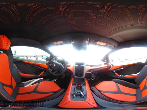 ✅ 2024 Lamborghini Revuelto • VIN: ZHWUC1ZM9RLA00251 • Лот: 42165680. Опубликован ранее на IAAI с пробегом 788 миль. Бесплатный доступ к архиву аукционных продаж из США и подробный отчёт об истории автомобиля на DreamBid. Изображение 21.