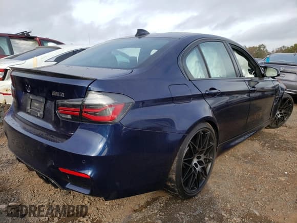 ✅ 2018 BMW M3 • VIN: WBS8M9C59J5J79204 • Лот: 62541491. Опубликован ранее на Copart с пробегом Не указан. Бесплатный доступ к архиву аукционных продаж из США и подробный отчёт об истории автомобиля на DreamBid. Изображение 4.