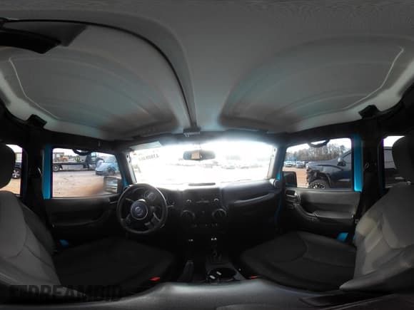 ✅ 2017 Jeep Wrangler Unlimited Sport • VIN: 1C4BJWDG0HL587942 • Lot: 43808464. Wystawiony na IAAI z przebiegiem 119 054 mil. Bezpłatny archiwum sprzedaży aukcyjnych z USA i szczegółowy raport historii pojazdu na DreamBid. Zdjęcie 19.