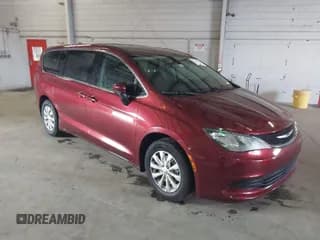 ✅ 2018 Chrysler Pacifica LX • VIN: 2C4RC1CG8JR121430 • Lot: 43374106. Wystawiony na IAAI z przebiegiem 138 098 mil. Bezpłatny archiwum sprzedaży aukcyjnych z USA i szczegółowy raport historii pojazdu na DreamBid. Zdjęcie 1.