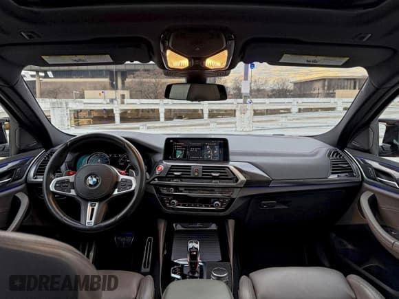 ✅ 2020 BMW X4 M Competition • VIN: 5YMUJ0C08LLU67316 • Lot: 94574295. Wystawiony na Copart z przebiegiem 34 650 mil. Bezpłatny archiwum sprzedaży aukcyjnych z USA i szczegółowy raport historii pojazdu na DreamBid. Zdjęcie 9.