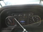 ✅ 2019 GMC Sierra 1500 Elevation • VIN: 1GTR9CEK2KZ190598 • Lot: 84550495. Wystawiony na Copart z przebiegiem 73 407 mil. Bezpłatny archiwum sprzedaży aukcyjnych z USA i szczegółowy raport historii pojazdu na DreamBid. Zdjęcie 9.