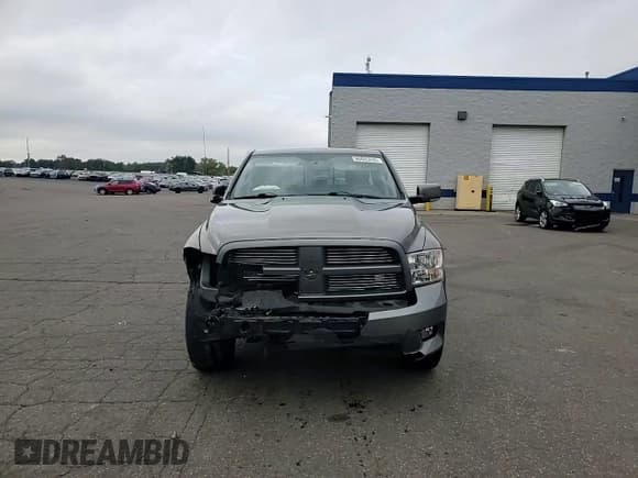 ✅ 2012 Ram 1500 Sport • VIN: 1C6RD7HT4CS215478 • Lot: 86665695. Wystawiony na Copart z przebiegiem 86 504 mil. Bezpłatny archiwum sprzedaży aukcyjnych z USA i szczegółowy raport historii pojazdu na DreamBid. Zdjęcie 13.