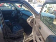 ✅ 2015 Ford Flex SEL • VIN: 2FMGK5C89FBA19530 • Lot: 43696092. Wystawiony na IAAI z przebiegiem 176 957 mil. Bezpłatny archiwum sprzedaży aukcyjnych z USA i szczegółowy raport historii pojazdu na DreamBid. Zdjęcie 5.