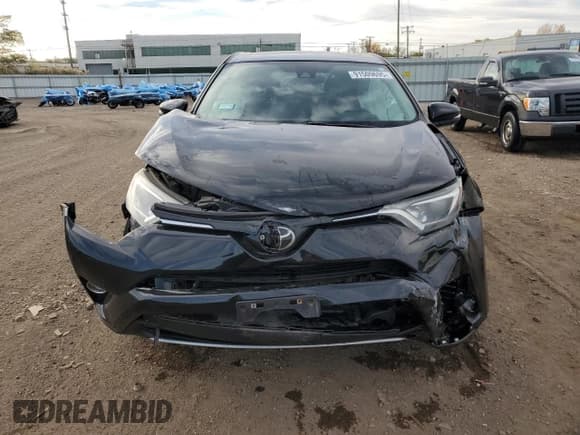 ✅ 2018 Toyota RAV4 XLE • VIN: 2T3RFREV3JW774612 • Лот: 91509695. Опубликован ранее на Copart с пробегом 84 353 миль. Бесплатный доступ к архиву аукционных продаж из США и подробный отчёт об истории автомобиля на DreamBid. Изображение 5.