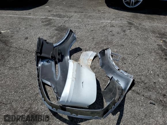 ✅ 2024 Tesla Model X Plaid • VIN: 7SAXCBE64RF442098 • Lot: 65359055. Wystawiony na Copart z przebiegiem Nie podano. Bezpłatny archiwum sprzedaży aukcyjnych z USA i szczegółowy raport historii pojazdu na DreamBid. Zdjęcie 12.