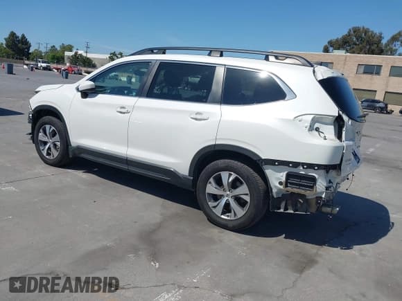 ✅ 2022 Subaru Ascent Premium • VIN: 4S4WMAED6N3463486 • Лот: 42369331. Опубликован ранее на IAAI с пробегом 45 878 миль. Бесплатный доступ к архиву аукционных продаж из США и подробный отчёт об истории автомобиля на DreamBid. Изображение 3.